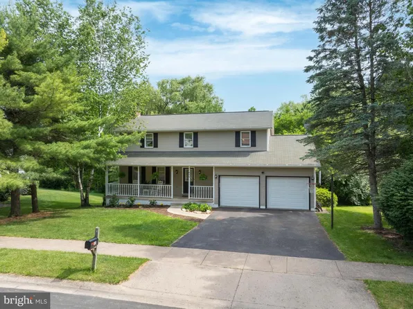 655 Berkshire Dr, State College, PA 16803