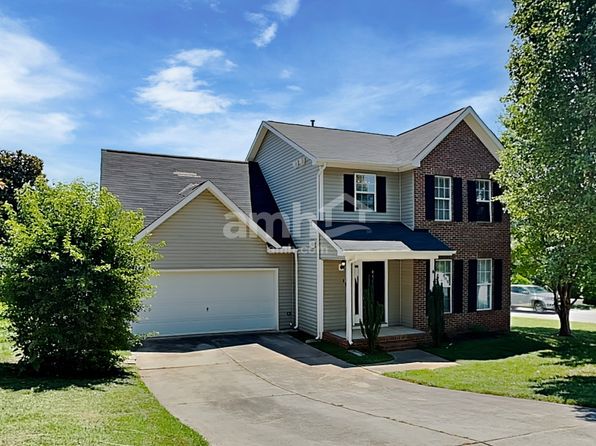 495 Old Wood Ln