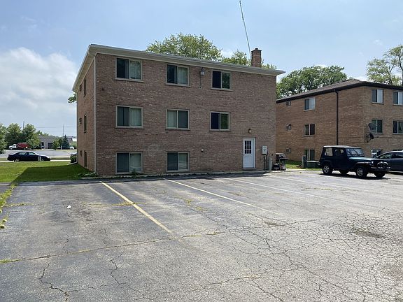 3rd image of 336 N Oakwood Ave APT Gs