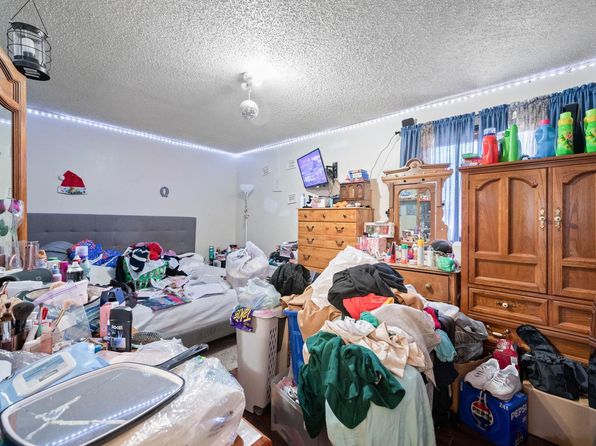 wichita-kansas-2062429182 picture