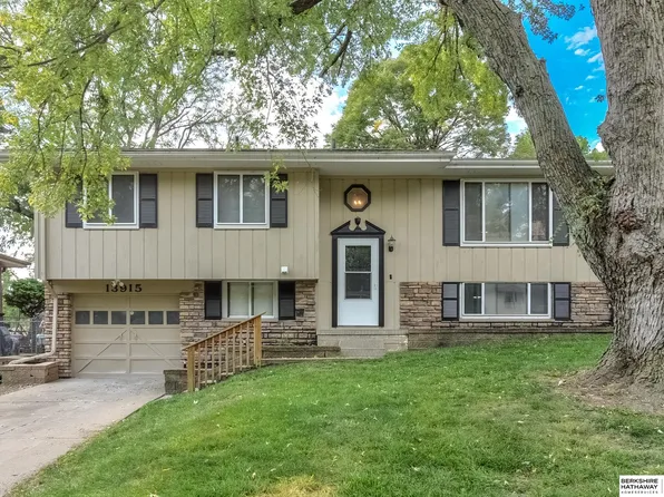 13915 Jefferson Cir, Omaha, NE 68137