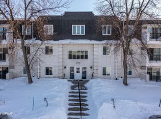 815 Duke Dr APT 413, Grand Forks, ND 58201