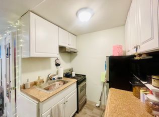 18 Stillman St #1R, Boston, MA 02113