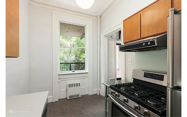 Rented by Douglas Elliman | media 16