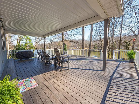 3rd image of 1229 N Idlewild Lake Rd