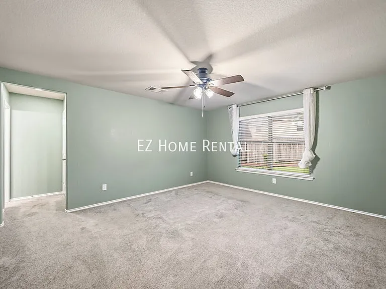 21615 Cavallo Ln — Photo 11