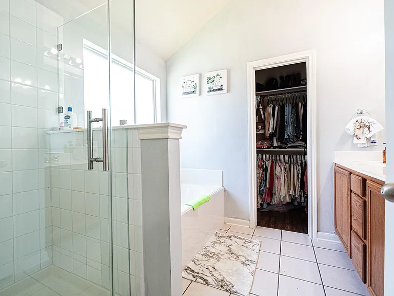 10306 Gerlach St — Photo 10