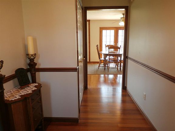 3rd image of 59281 High Pointe Dr
