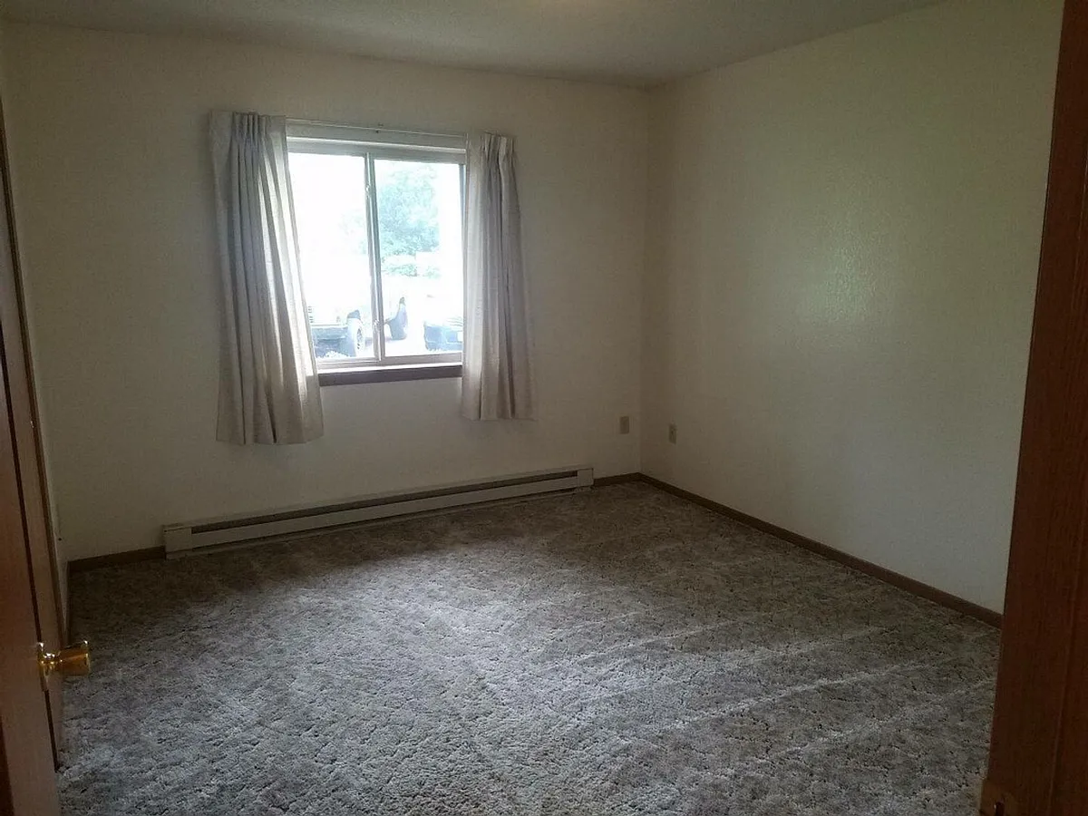 Building Photo - 3013 Bongey Dr