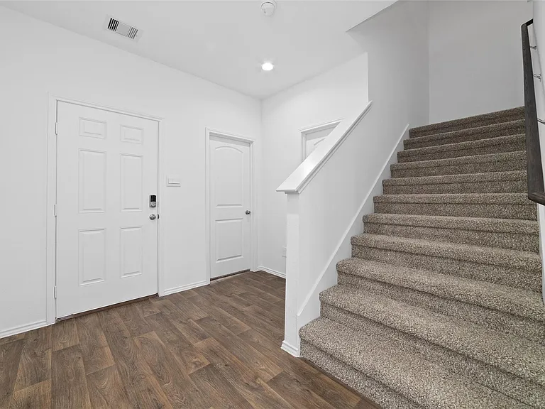 21519 Violet Ridge Rd — Photo 17