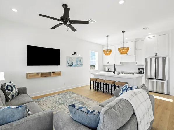 17418 Bristow, Galveston, TX 77554