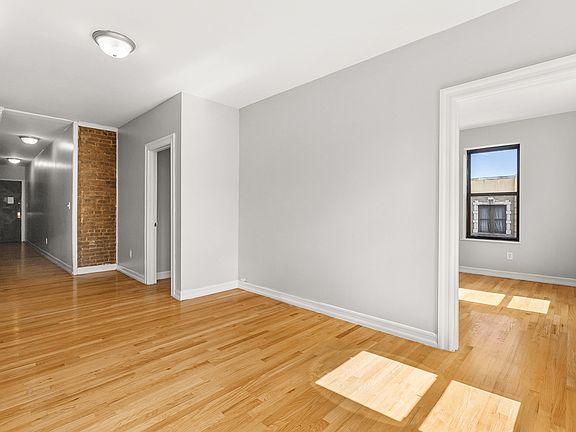 4th image of 82 Wadsworth Ave APT 54