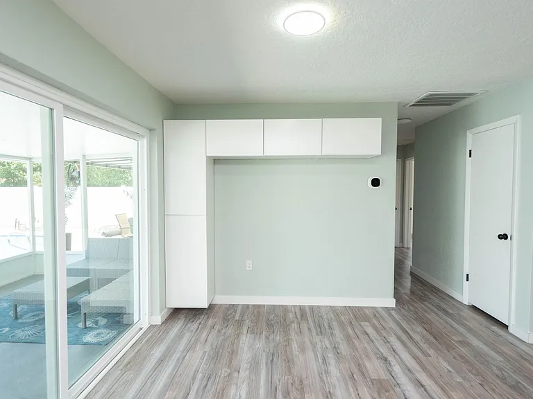 347 S Lakeside Dr — Photo 28
