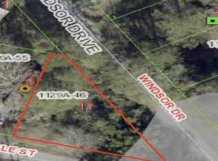 17 Windsor Dr, Hubert, NC 28539