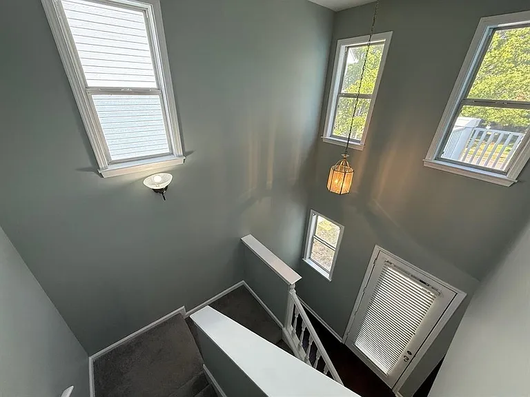 1173 Island Pl E — Photo 10