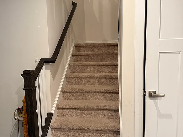 300 Finnegan Ct — Photo 18