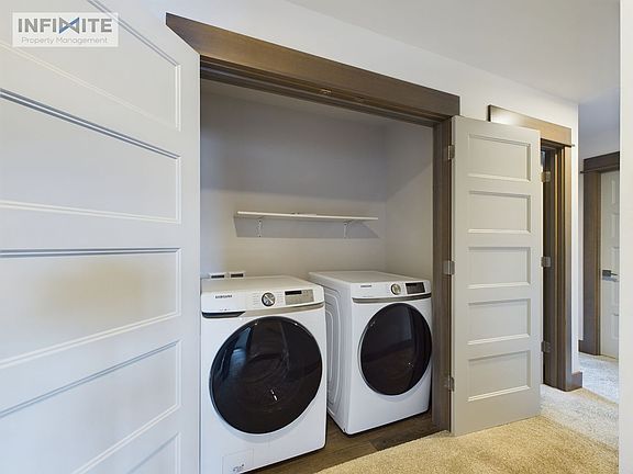 2nd image of 1405 Westwood Cir #C