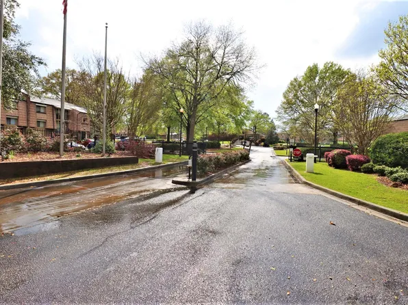 406 Old Manor Rd Unit 402, Columbia, SC 29210