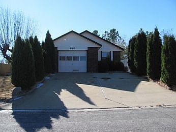 1st image of 610 E Linden St