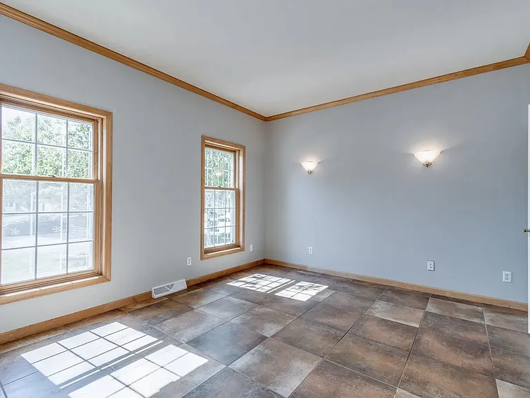 1245 Saint Patrick Way — Photo 22