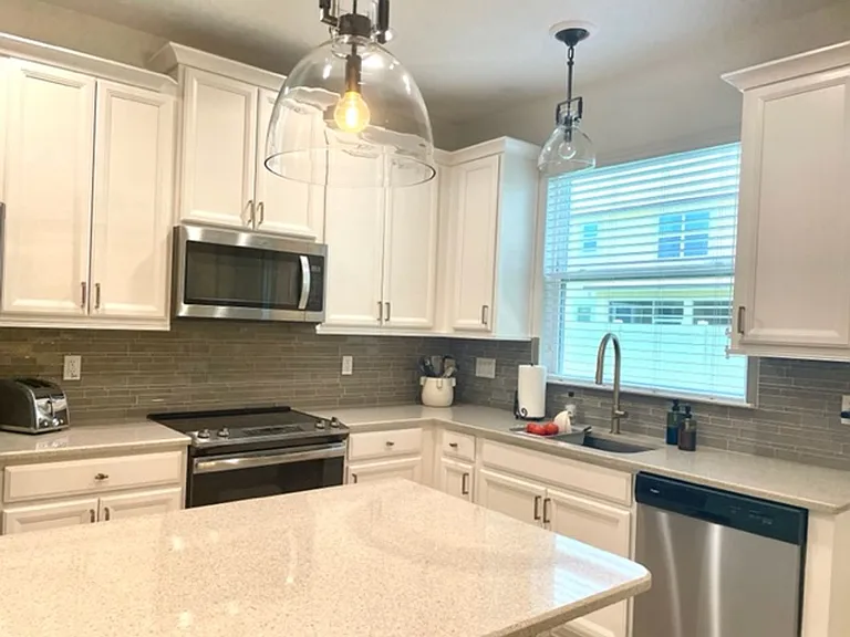 5032 Skyview Ln — Photo 8