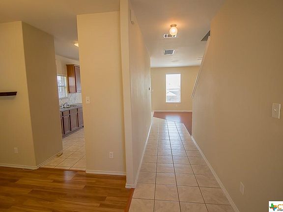 4th image of 2204 Ryan Dr