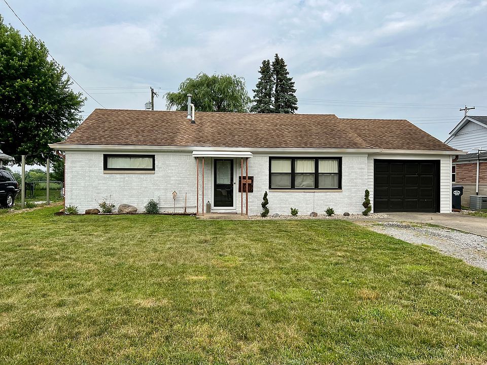 1st image of 487 Park Dr