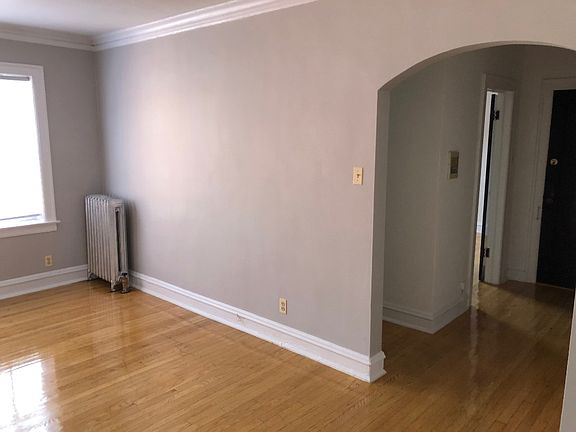 4th image of 1720 W Albion Ave #C2