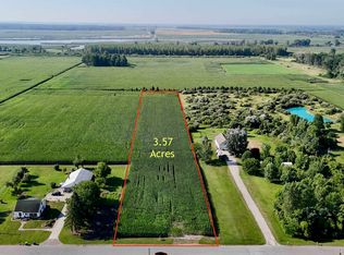 Hart V L Rd, Saginaw, MI 48609