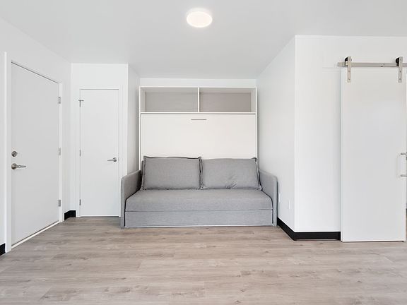 4th image of 4711 University Ave #130
