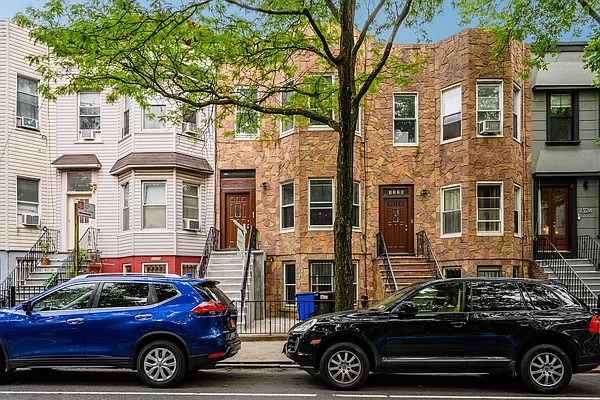 Rented by Next Wave Realty | media 1