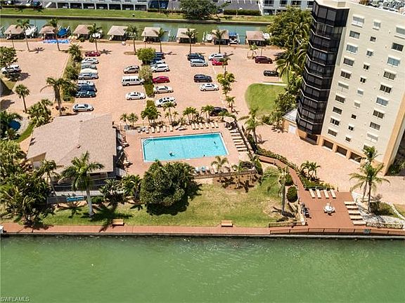 3rd image of 4263 Bay Beach Ln APT 1013