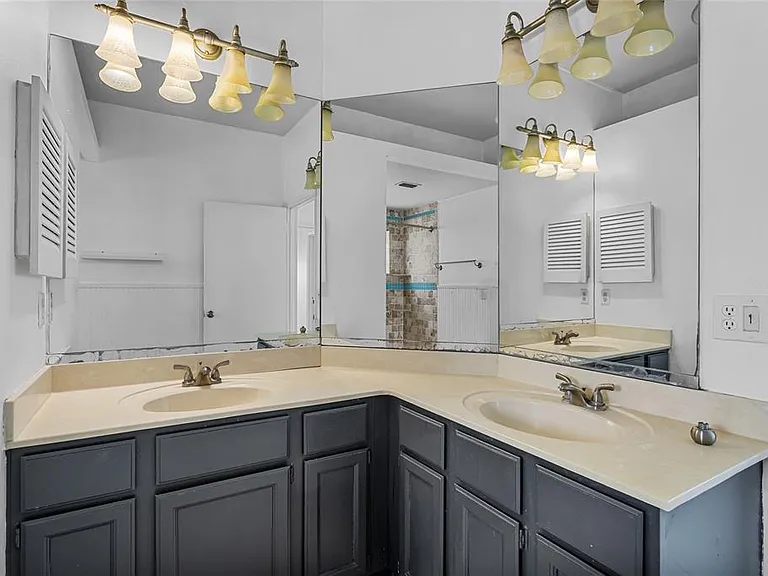 5673 Parkview Lake Dr — Photo 21