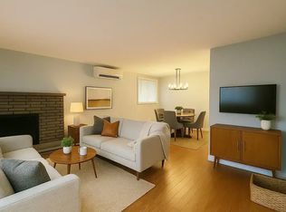 75 Angeline St S #1, Kawartha Lakes, ON K9V3L4