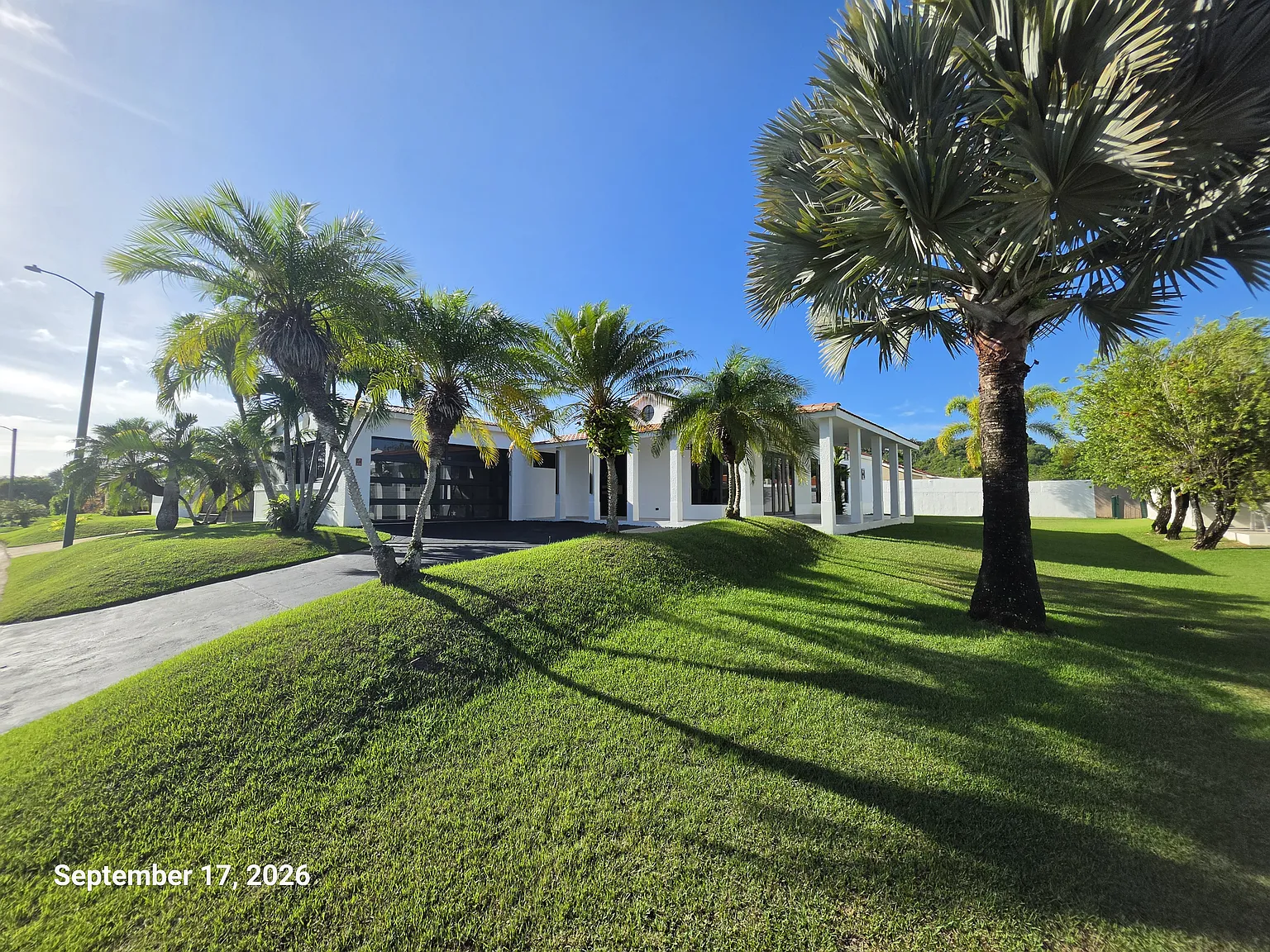3 bed, 3800 sqft, $7,900 — Photo 4