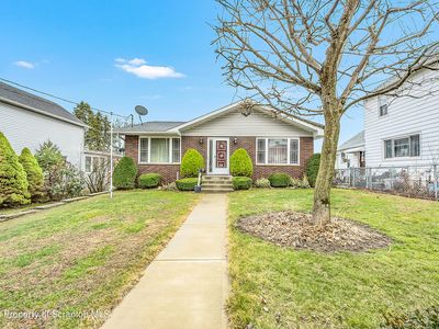 851 E Lackawanna Ave, Olyphant, PA, 18447