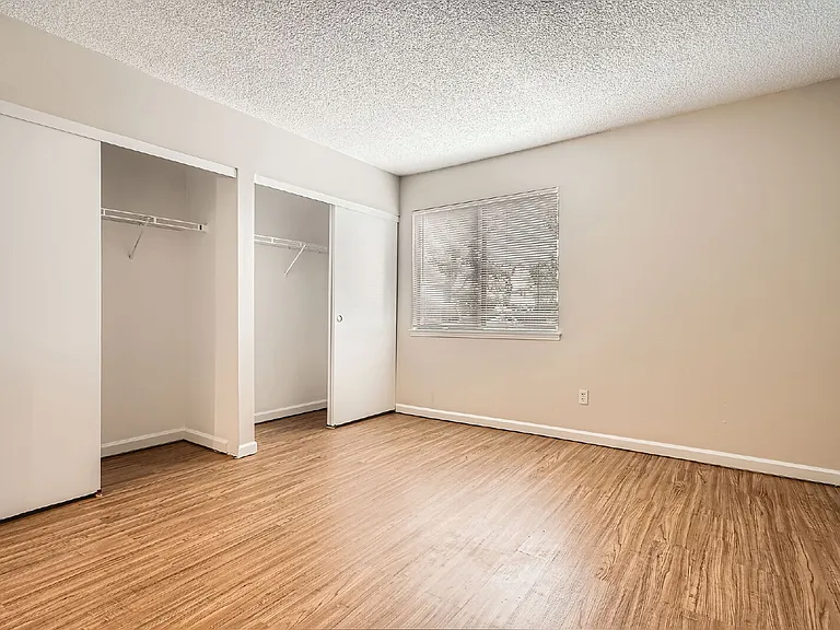 18043 E Ohio Ave #103 — Photo 16