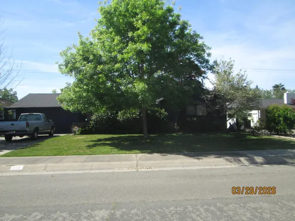 135 S Fairmont Ave, Lodi, CA 95240