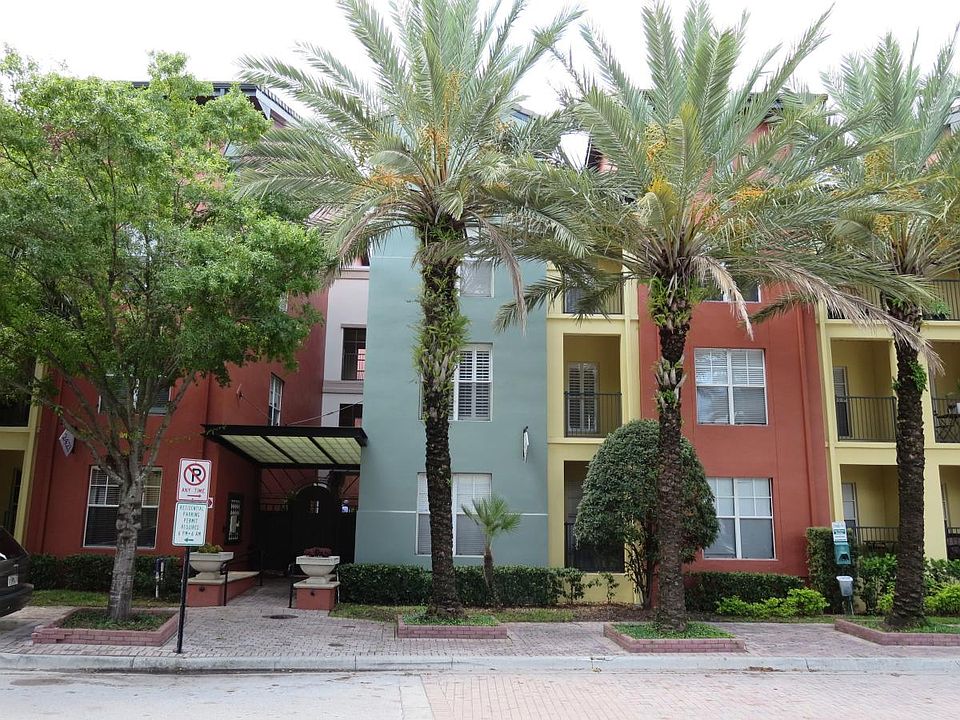 1st image of 2401 W Horatio St Unit 732