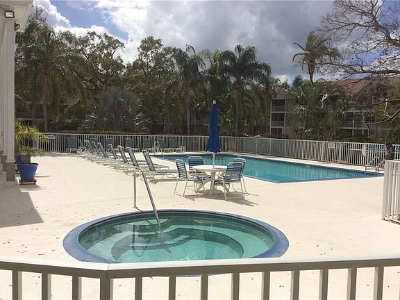 2nd image of 850 S Tamiami Trl APT 834