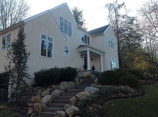 202 Sunset Hollow Rd, West Chester, PA 19380