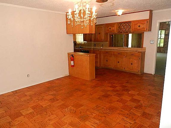 5th image of 1110 Fenwick Dr