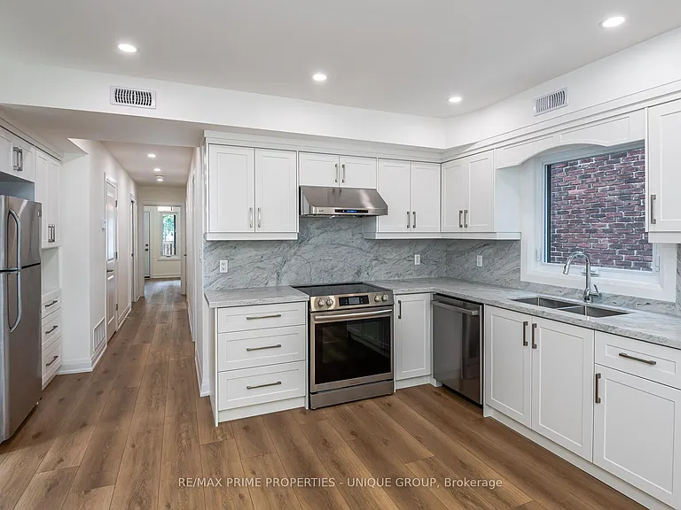 45 Astoria Ave #2 — Photo 8