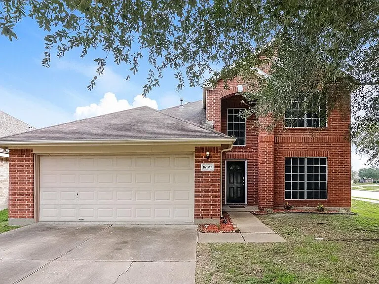 16707 Great Oaks Glen Dr — Photo 1