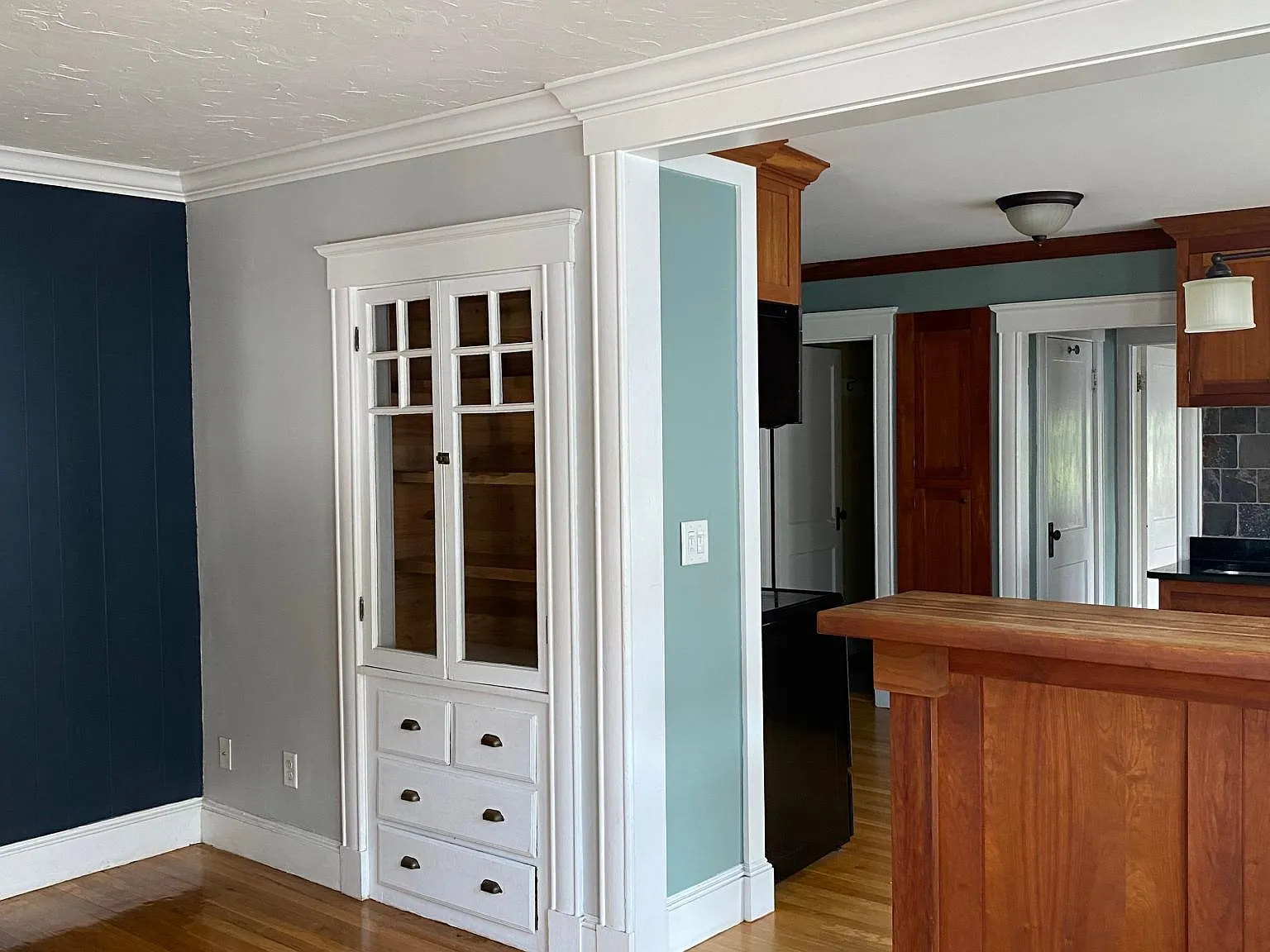 1 bed, 940 sqft, $2,500 — Photo 3