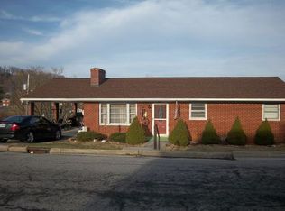 290 N 26th St, Wytheville, VA 24382
