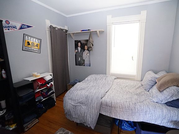 4th image of 102 N Bassett St #102