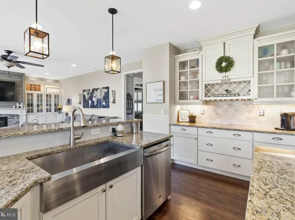 815 Sweet Birch Dr, Middletown, DE 19709