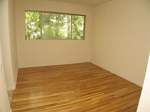 3rd image of 4353 Colfax Ave Unit 28