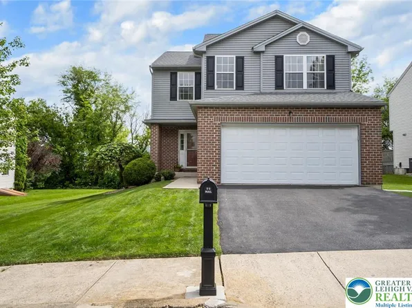 1240 Vera Dr, Easton, PA 18040